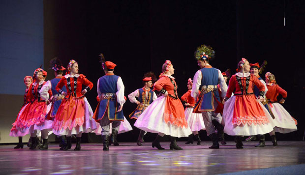 Смотра фоклора: Београдски победник бугарском ансамблу